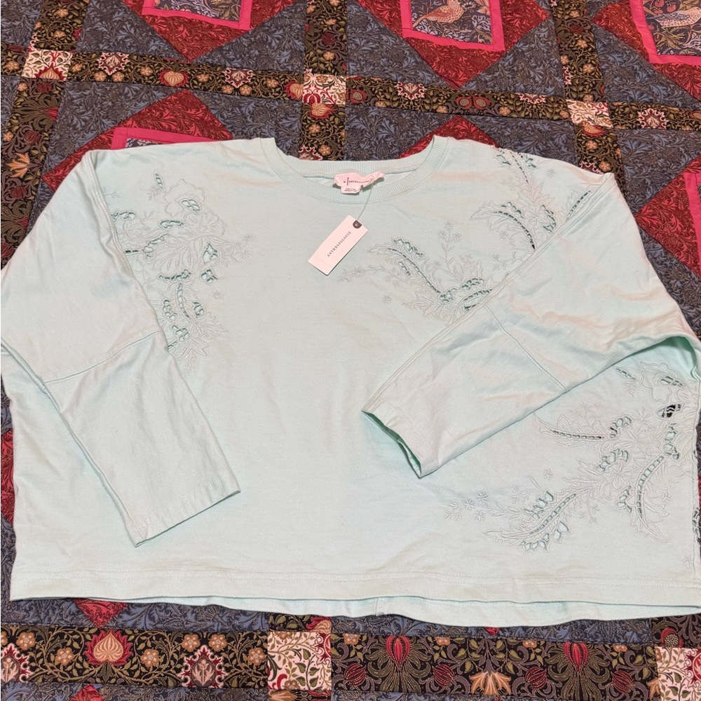 NWT Anthropologie Embroidered Cutwork Sweatshirt in Sky Blue - Size: M - Picture 11 of 13